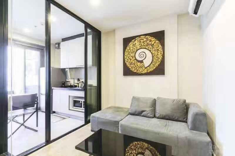 The Base Central Pattaya Seaview Buitenkant foto