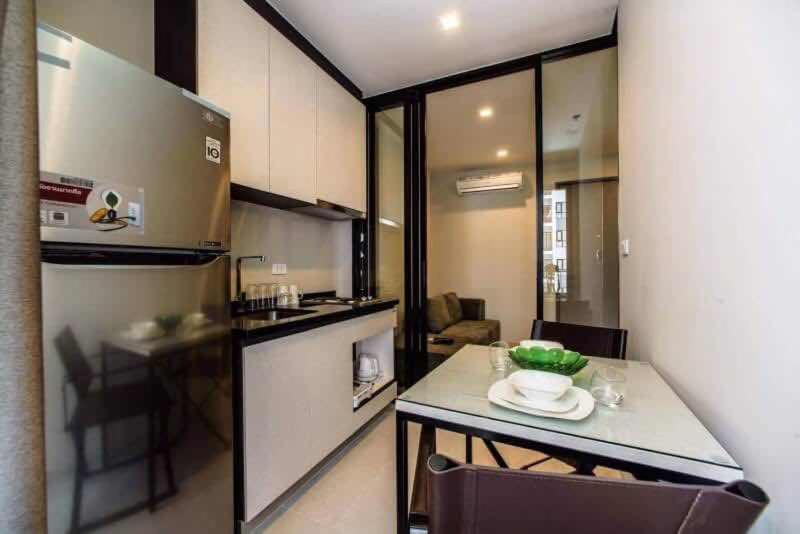 The Base Central Pattaya Seaview Buitenkant foto