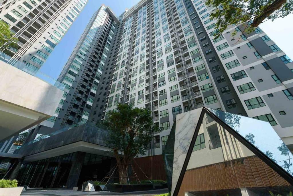 The Base Central Pattaya Seaview Buitenkant foto